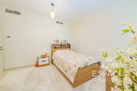 Apartamento en alquiler en Jumeirah Beach Residence, Dubai, EAU 3 dormitorios, 175 m2 № 738127 - foto 11