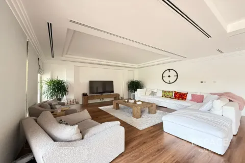 Villa Meadows, Dubaijā, AAE 5 istabas, 655 m2 Nr. 738126 - attēls 6