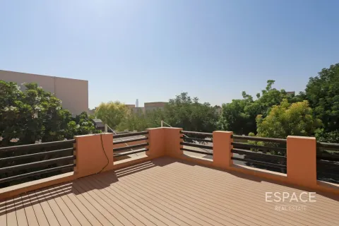 Villa Meadows, Dubaijā, AAE 5 istabas, 655 m2 Nr. 738126 - attēls 17