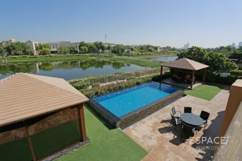 Villa Meadows, Dubaijā, AAE 5 istabas, 655 m2 Nr. 738126 - attēls 16
