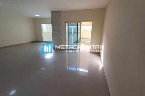 Villa à vendre à  Al Reef, Abu Dhabi, EAU 5 chambres, 273.4 m2 № 651790 - photo 3