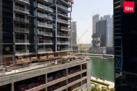 Apartmen di Business Bay, Dubai, UAE 1 bilik tidur, 76.2 meter persegi № 725824 - foto 17