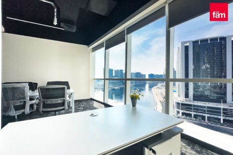 Müüa kontor asukohaga Business Bay, Dubai, AÜE: 33.2 m² Nr 727173 - pilt 10