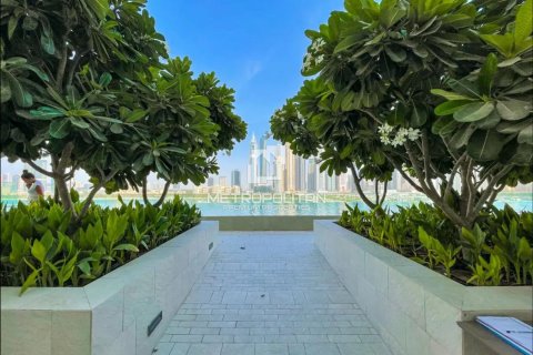 Appartamento in vendita a Dubai Harbour, Dubai, EAU 2 camere da letto, 130 mq. № 663952 - foto 9