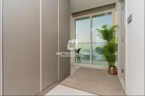 Appartamento in vendita a Dubai Harbour, Dubai, EAU 2 camere da letto, 130 mq. № 663952 - foto 4
