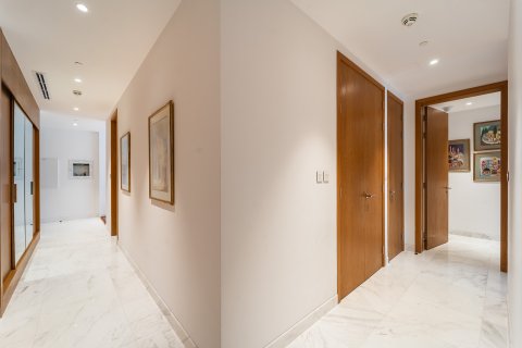 Dzīvoklis Dubai Marinajā, AAE 3 istabas, 242 m2 Nr. 696313 - attēls 11