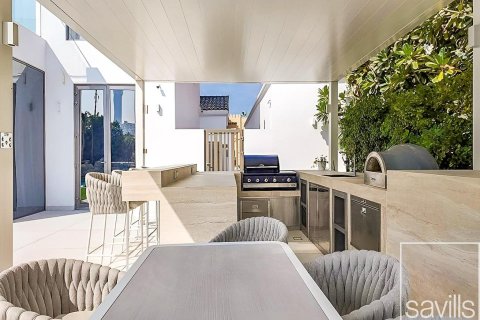 Βίλα σε Palm Jumeirah, Dubai, ΗΑΕ 6 υπνοδωμάτια, 1245.27 τ.μ. Αρ. 766821 - φωτογραφία 17