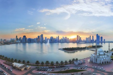 Māja Tilal City, Sharjahjā, AAE 4 istabas, 246 m2 Nr. 666198 - attēls 2