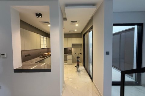 Vila v Al Furjan, Dubai, SAE 4 ložnice, 222 m² Č.: 712267 - fotografie 8