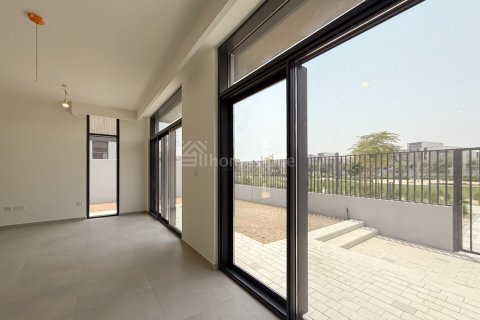 Mudon, Dubai, UAE의 판매용 타운하우스 침실 4개, 444제곱미터 번호 740640 - 사진 16