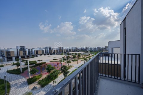 Mudon, Dubai, UAE의 판매용 타운하우스 침실 4개, 444제곱미터 번호 740640 - 사진 4