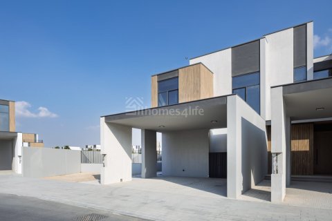 Mudon, Dubai, UAE의 판매용 타운하우스 침실 4개, 444제곱미터 번호 740640 - 사진 14
