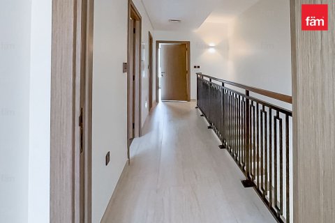 Casa urbana para arrendamento em Dubai, EAU 4 quartos, 144 m2 № 721008 - foto 13