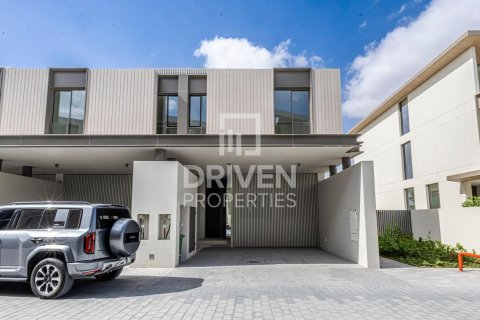 Townhouse în Nadd Al Sheba, Dubai, EAU 3 dormitoare, 358.33 mp.  №745802