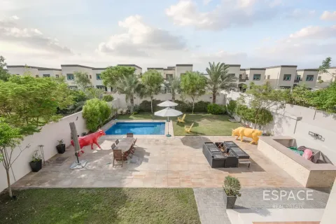 Vila v Jumeirah Park, Dubai, SAE 3 ložnice, 285 m² Č.: 661248 - fotografie 11