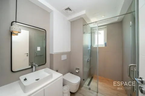 וילה להשכרה ב Jumeirah Park, Dubai, איחוד האמירויות  4 חדרי שינה, 328 מ"ר, מספר 738269 - תמונה 13
