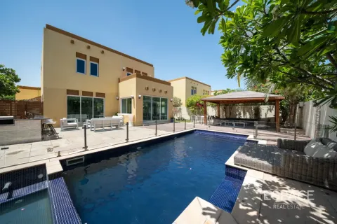 Willa w Jumeirah Park, Dubai, ZEA 4 sypialnie, 328 mkw. nr 738269