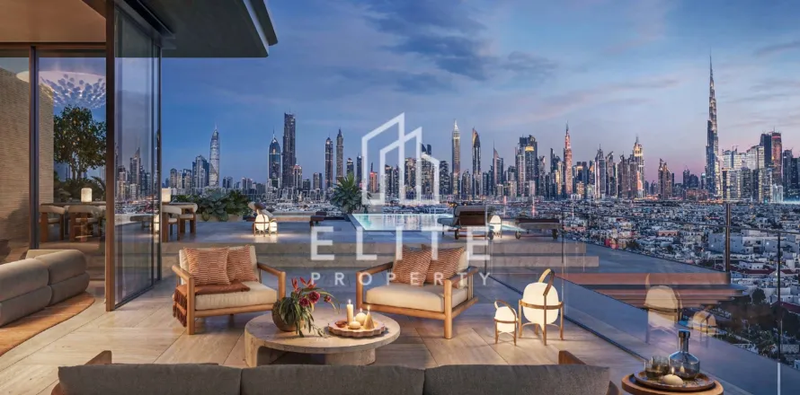 Apartment in Jumeirah, Dubai, UAE 3 bedrooms, 564 sq.m. № 736135