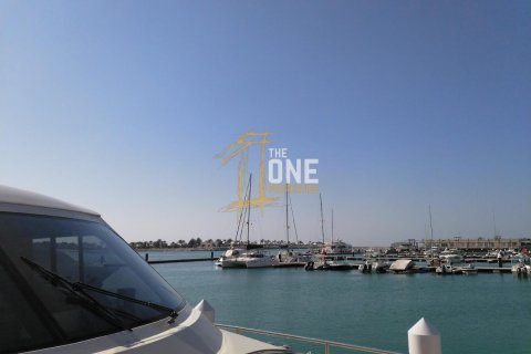 Apartment in Al Hamra Village, Ras Al Khaimah, UAE 2 bedrooms, 122.1 sq.m. № 515389 - photo 10