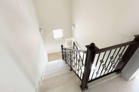 Villa in vendita a Jumeirah Park, Dubai, EAU 5 camere da letto, 740 mq. № 663825 - foto 11