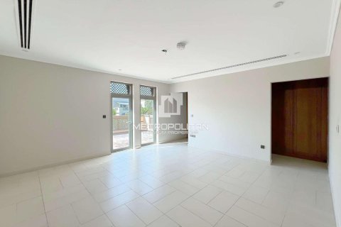 Villa in vendita a Jumeirah Park, Dubai, EAU 5 camere da letto, 740 mq. № 663825 - foto 6