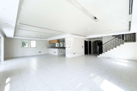 Villa in vendita a Jumeirah Park, Dubai, EAU 5 camere da letto, 740 mq. № 663825 - foto 2