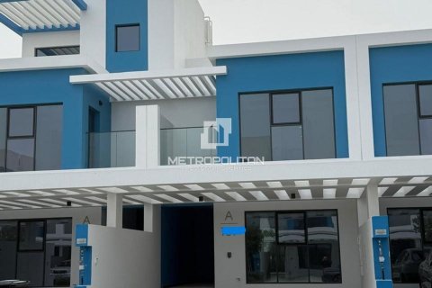 Townhouse in Damac Lagoons, Dubai, UAE 4 bedrooms, 144 sq.m. № 663826 - photo 4