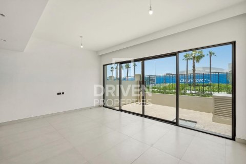 Rekkehus i Damac Lagoons, Dubai, Emiratene 4 soverom, 144.37 kvm nr. 744788