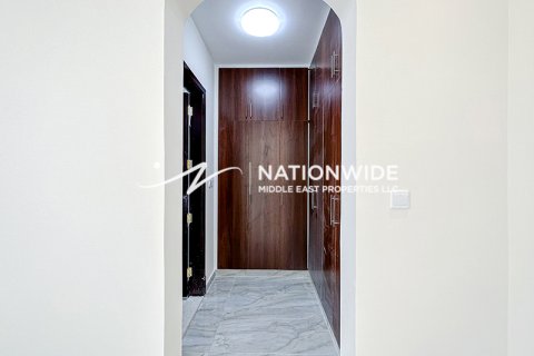 Huvila Abu Dhabi, Arabiemiraatit 4 makuuhuonetta, 580 m2 № 650513 - kuva 7