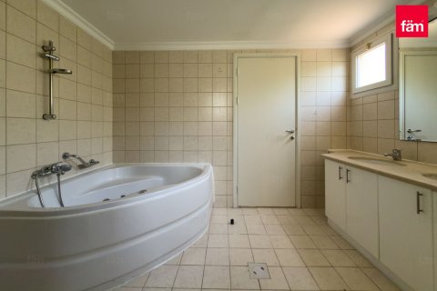 Villa til salg i Dubai, UAE 3 soveværelser, 527.2 kvm № 764109 - foto 23