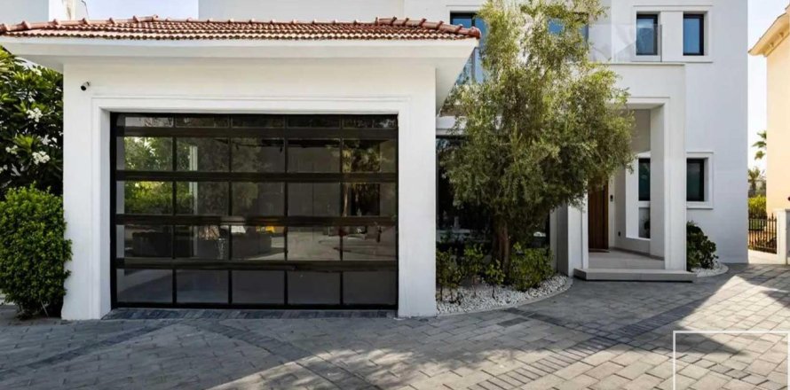 Villa i Jumeirah Islands, Dubai, Emiratene 4 soverom, 817.64 kvm nr. 758716