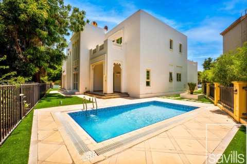 Villa à Jumeirah Islands, Dubai, EAU: 4 chambres, 817.64 m2 № 758718
