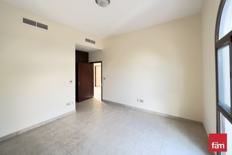 Townhouse in Dubai, UAE 4 bedrooms, 309.4 sq.m. № 718498 - photo 15