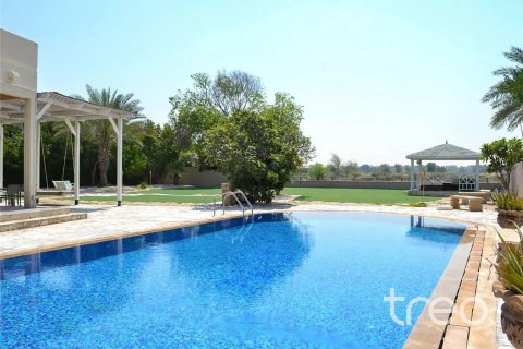 Huvila Arabian Ranches, Dubai, Arabiemiraatit 5 makuuhuonetta, 493.22 m2 № 733900 - kuva 7