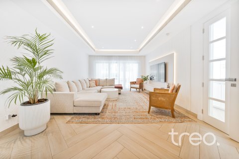 Villa in Arabian Ranches, Dubai, UAE 6 bedrooms, 485.88 sq.m. № 733902 - photo 3