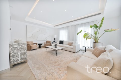 Villa in Arabian Ranches, Dubai, UAE 6 bedrooms, 485.88 sq.m. № 733902 - photo 6