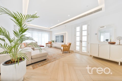 Villa in Arabian Ranches, Dubai, UAE 6 bedrooms, 485.88 sq.m. № 733902 - photo 4