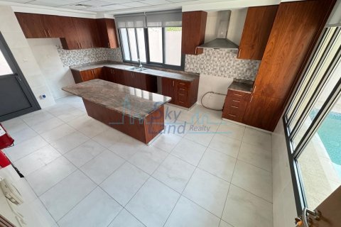 Vila u Jumeirah, Dubai, UAE 4 spavaćih soba, 390 m2 Br. 658897 - fotografija 9