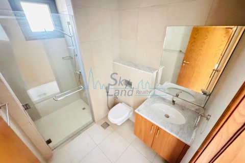 Vila u Jumeirah, Dubai, UAE 4 spavaćih soba, 390 m2 Br. 658897 - fotografija 25