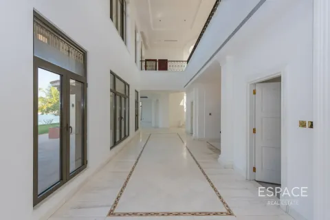 Villa en venta en Palm Jumeirah, Dubai, EAU 6 dormitorios, 650 m2 № 649780 - foto 6