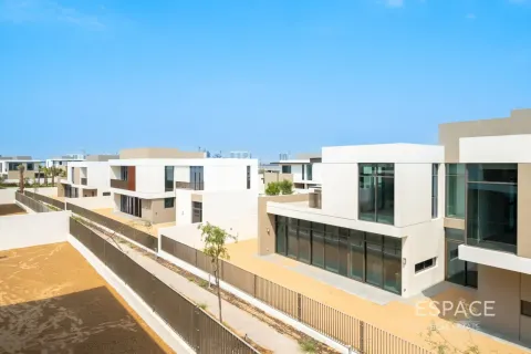 Villa itt: Al Furjan, Dubai, EAE, 4 hálószoba, 429 m², azonosító: 649782 - fénykép 10