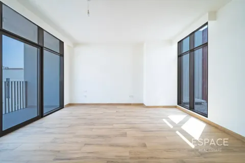 Villa itt: Al Furjan, Dubai, EAE, 4 hálószoba, 429 m², azonosító: 649782 - fénykép 11