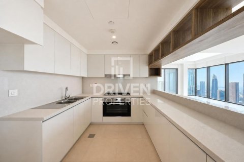 דירה להשכרה ב Zabeel, Dubai, איחוד האמירויות 4 חדרי שינה, 251.49 מ"ר, מספר 756840 - תמונה 17