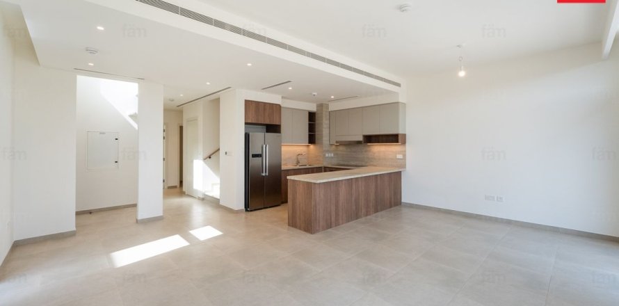 Casa urbana em Dubai, EAU 4 quartos, 248.3 m2 № 708248