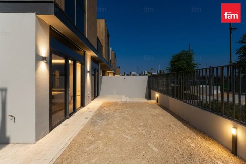 Casa urbana para arrendamento em Dubai, EAU 4 quartos, 248.3 m2 № 708248 - foto 11