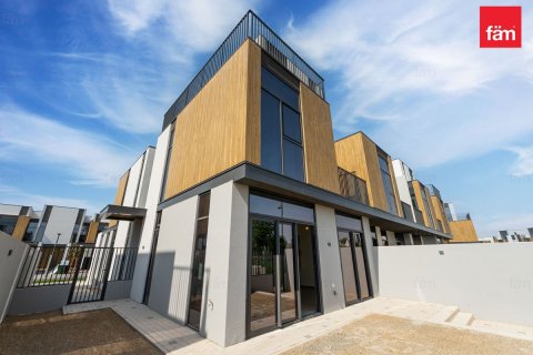 Casa urbana para arrendamento em Dubai, EAU 4 quartos, 248.3 m2 № 708248 - foto 14