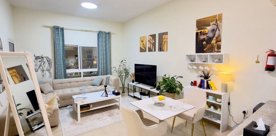 Apartment in Dubai, UAE 1 bedroom, 62.1 sq.m. № 727788