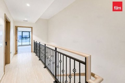 Kaupunkipientalo Dubai, Arabiemiraatit 4 makuuhuonetta, 144 m2 № 718014 - kuva 7
