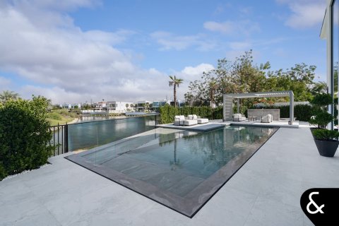 Villa a Jumeirah Islands, Dubai, EAU 5 camere da letto, 539 mq. № 688557