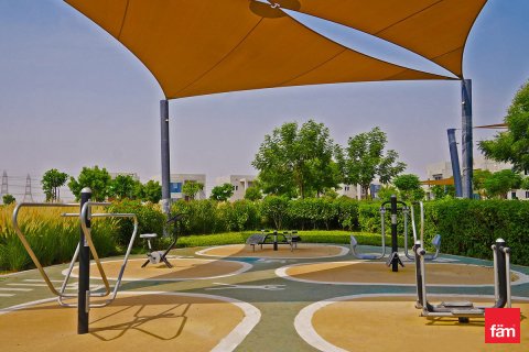 Terreno en venta en Jebel Ali, Dubai, EAU 997.8 m2 № 702712 - foto 9